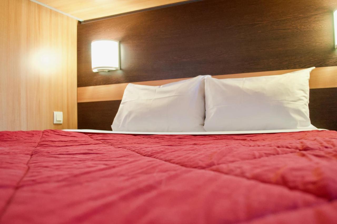พรีเมียร์ คลาส บอร์โด ซูด - เปสสัค เบร์ซอล Hotel เปสซัค ภายนอก รูปภาพ