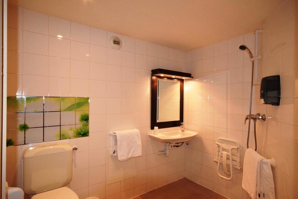 พรีเมียร์ คลาส บอร์โด ซูด - เปสสัค เบร์ซอล Hotel เปสซัค ภายนอก รูปภาพ