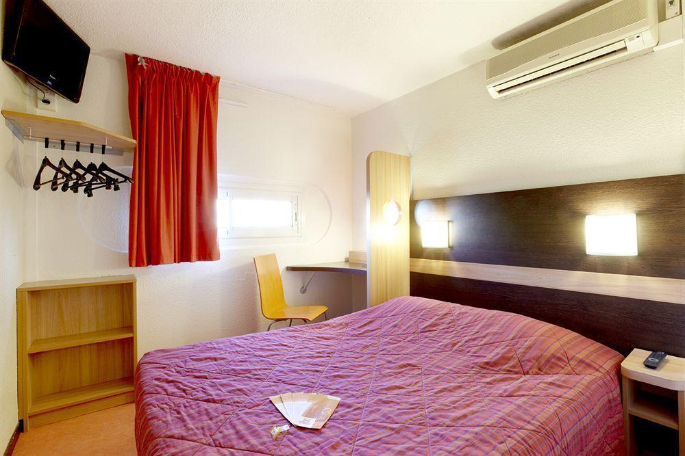 พรีเมียร์ คลาส บอร์โด ซูด - เปสสัค เบร์ซอล Hotel เปสซัค ภายนอก รูปภาพ